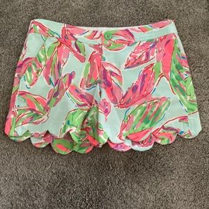 Woman’s Lilly Pulitzer Floral Buttercup Shorts